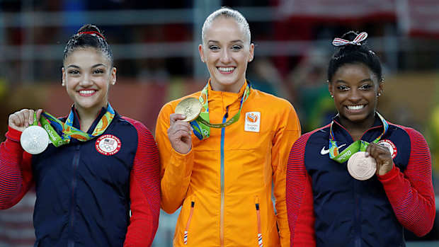 laurie-hernandez-simone-biles-beam-final-rio-olympics.jpg